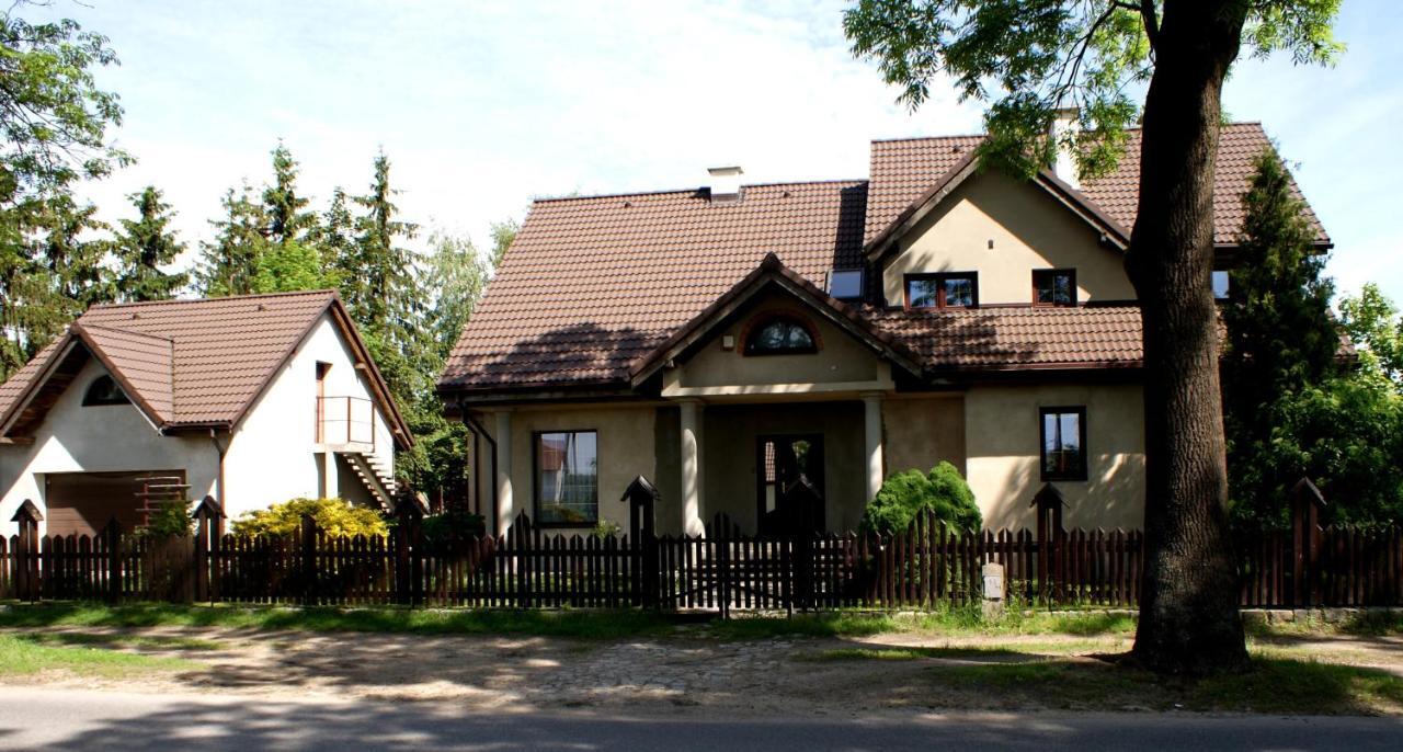 Piernikowy Dworek Lubicz Ngoại thất bức ảnh